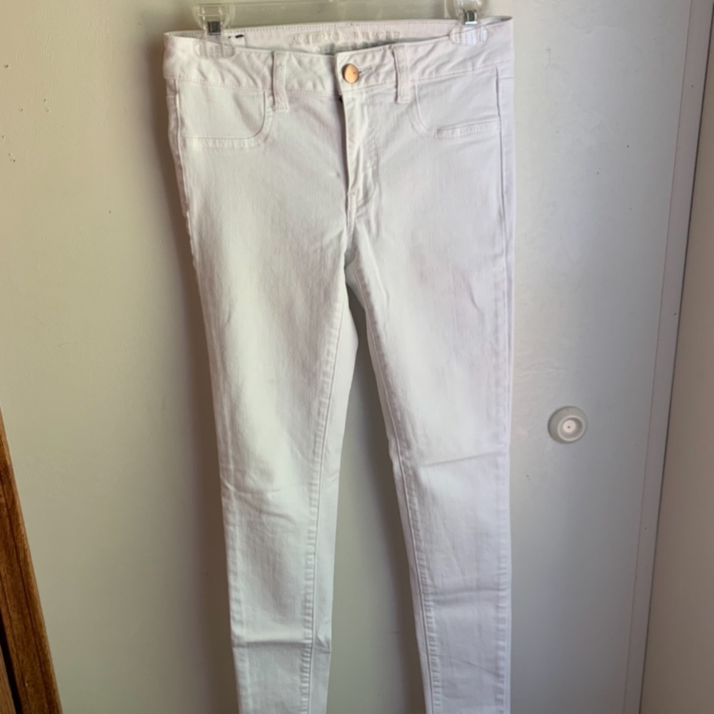 American Eagle White Jeggings